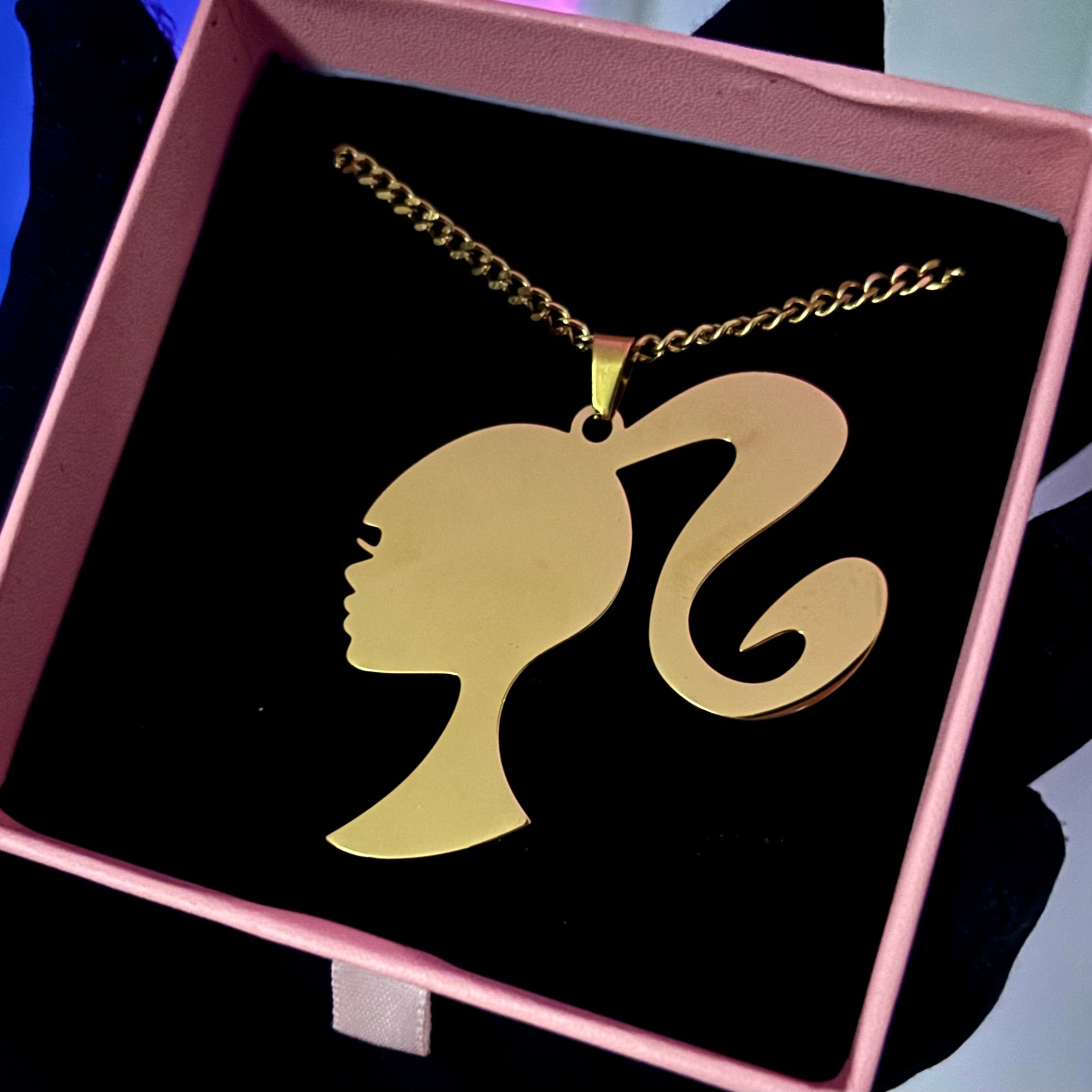 Barbie Pendant & Chain