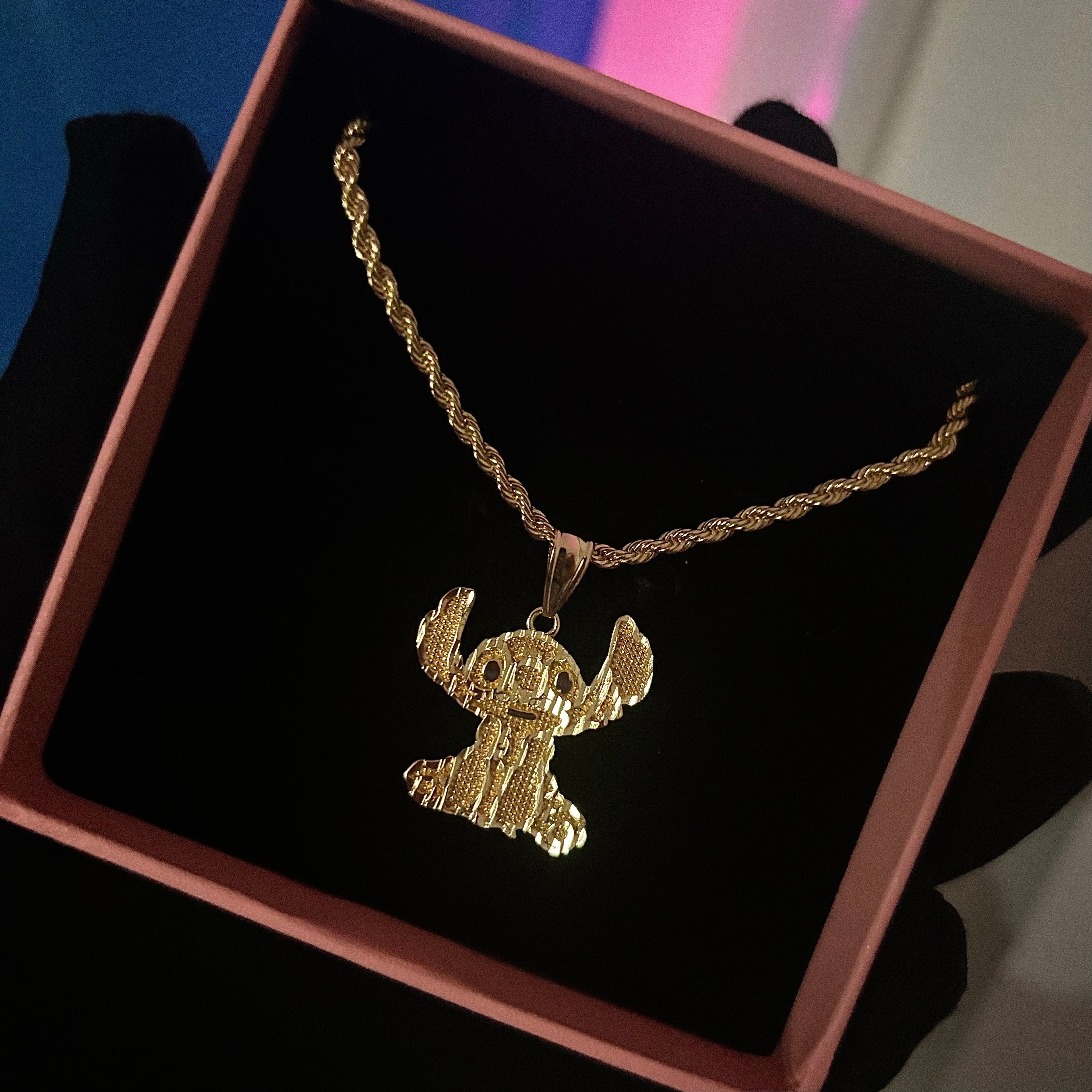 Stitch Pendant + Rope Chain