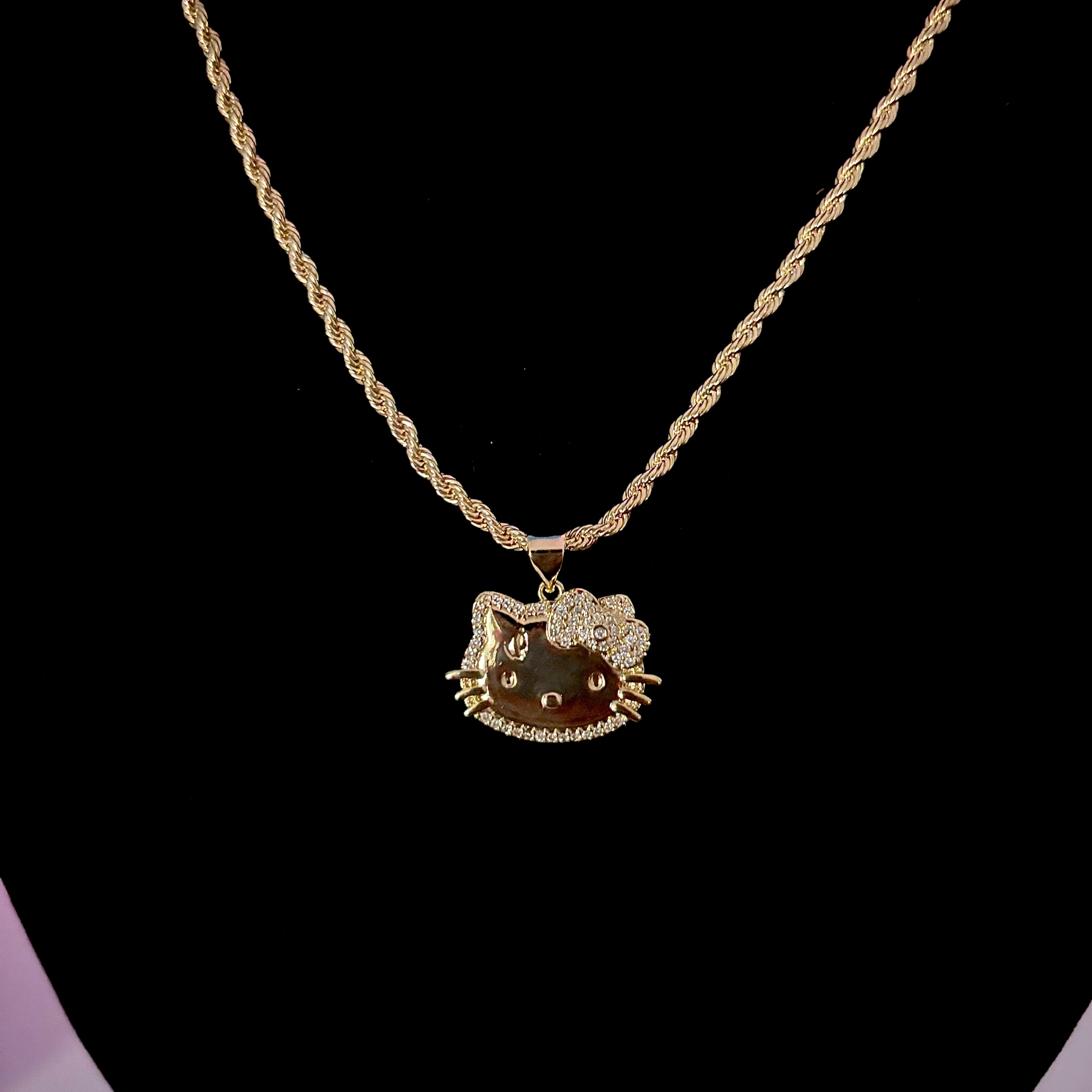 Kitty Pendant + Rope Chain